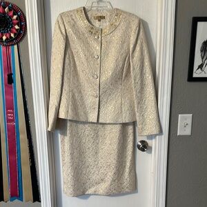Kasper Cream Knee-Length Pencil Blazer for Work